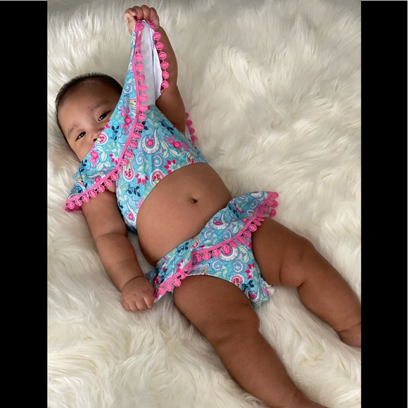 Toddlers 2pc Paisley Swimsuit - Picture 3 of 3